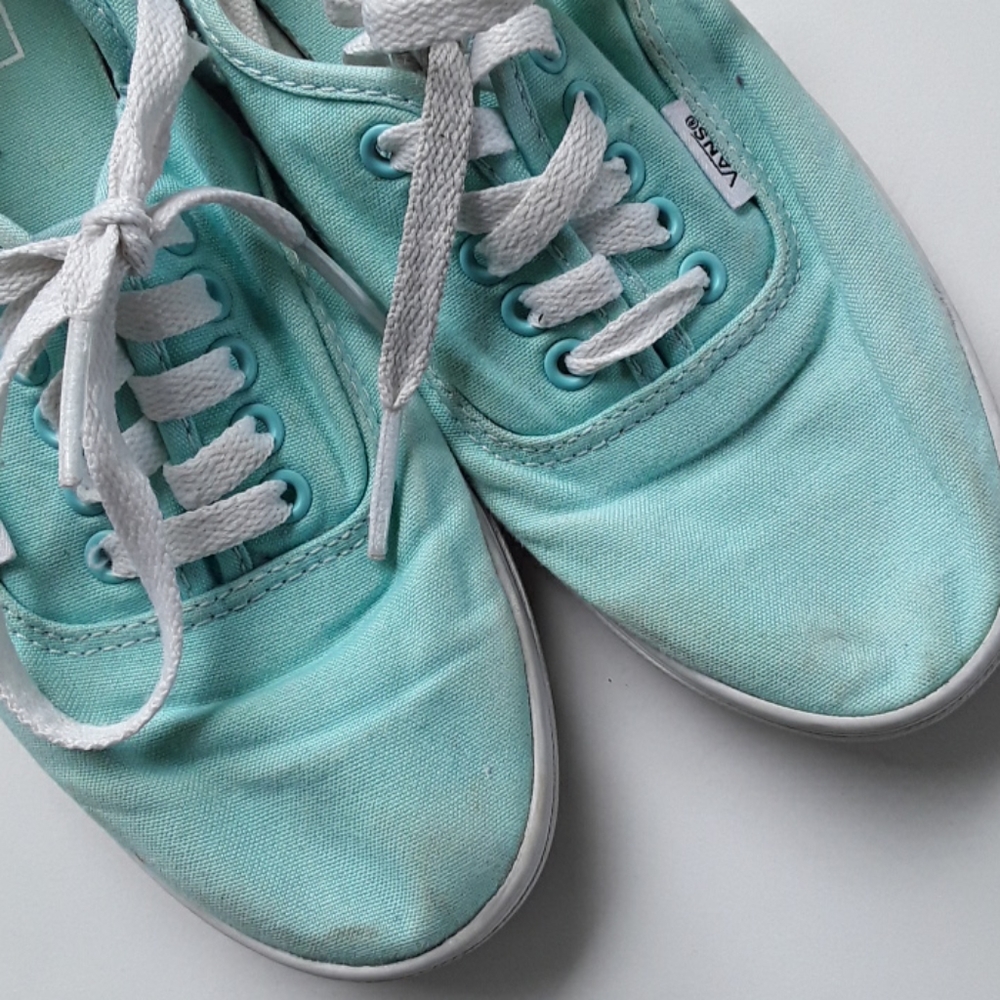VANS TENNIS SHOES MEN 5 WOMEN 6.5